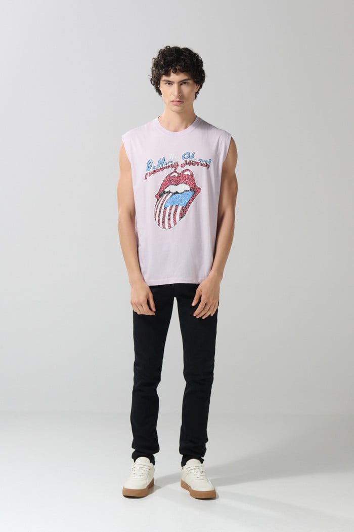 Camiseta lila clara manga sisa con arte de Rolling Stones