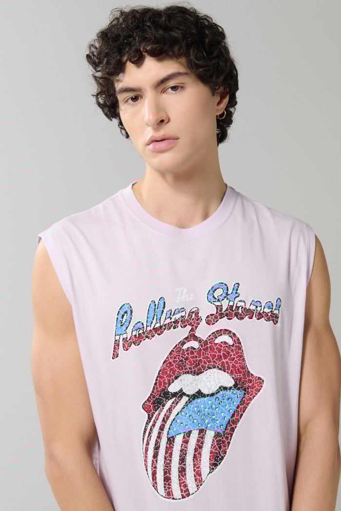 Camiseta lila clara manga sisa con arte de Rolling Stones