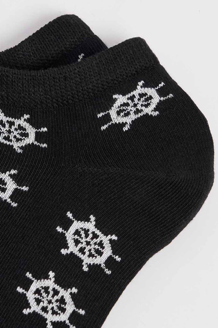 Medias azules intensas tobilleras con diseños de timón