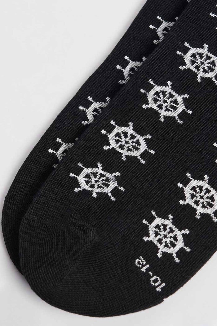 Medias azules intensas tobilleras con diseños de timón
