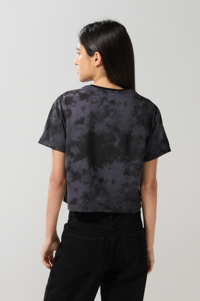 Camiseta tie dye gris crop top de las Chicas Superpoderosas