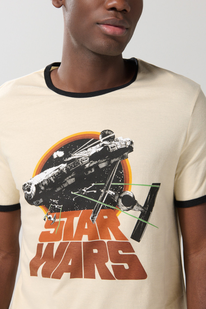 Camiseta kaki de Star Wars con contrastes y manga corta