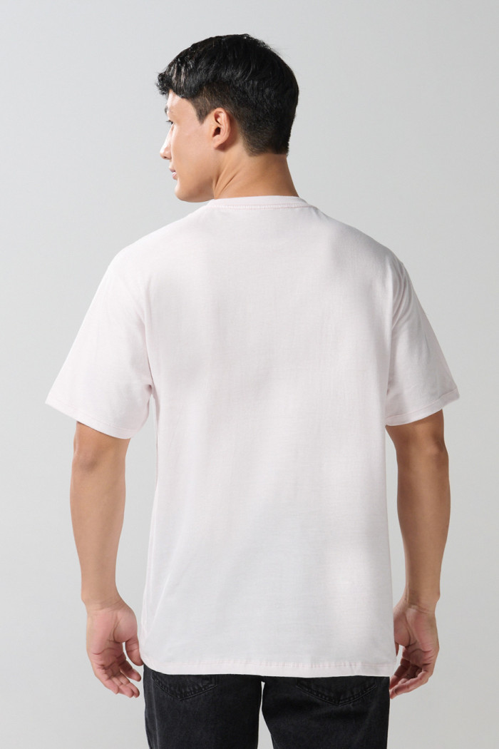 Camiseta cuello redondo unicolor con diseño de playa