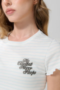 Camiseta en rib crema a rayas con manga corta