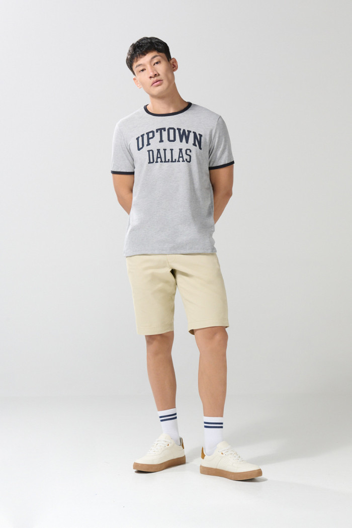 Camiseta college gris manga corta con contrastes