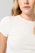 Camiseta manga corta acanalada unicolor ajustada