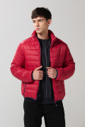 Chaqueta unicolor acolchada con cremallera y cuello alto