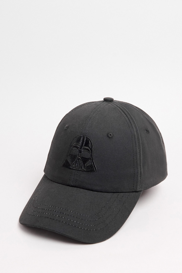 Cachucha negra beisbolera con bordado de Star Wars