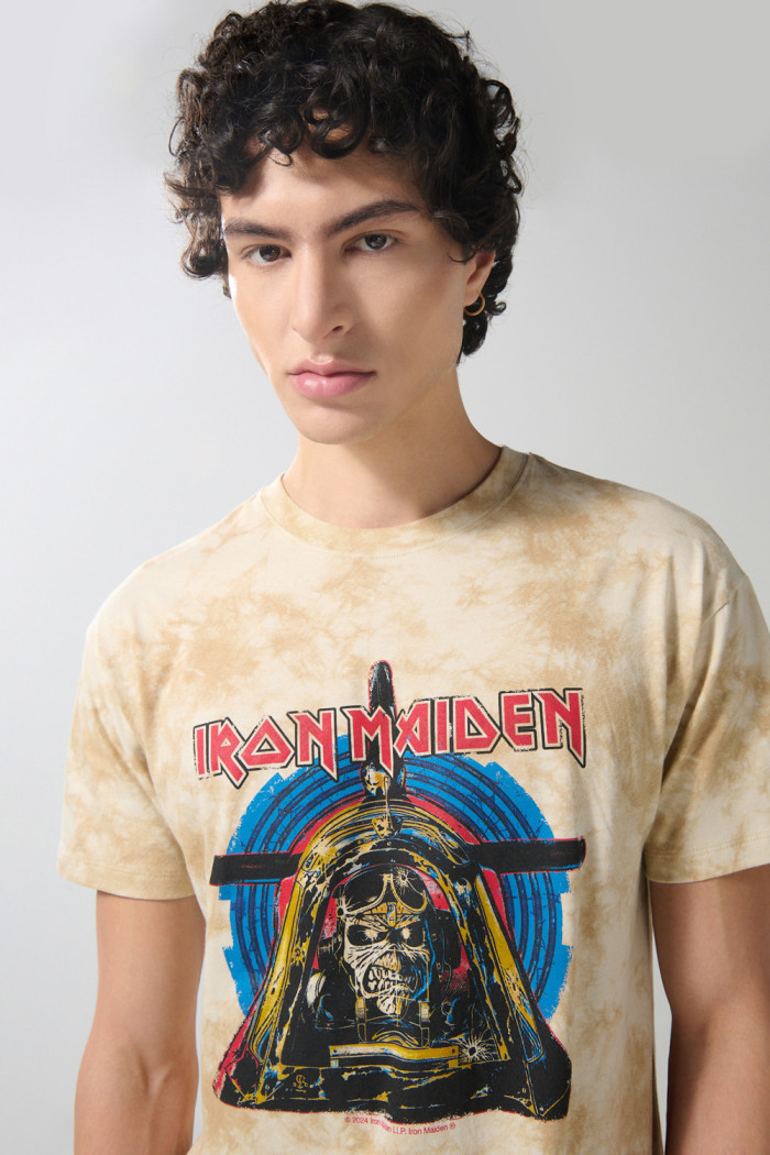 Camiseta kaki clara tie dye de Iron Maiden manga corta