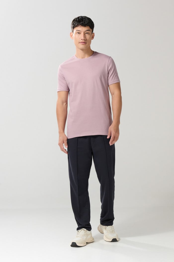 Pantalón jogger unicolor con bota recta y vena en frente