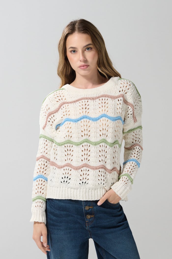 Suéter cuello redondo unicolor con texturas y diseños