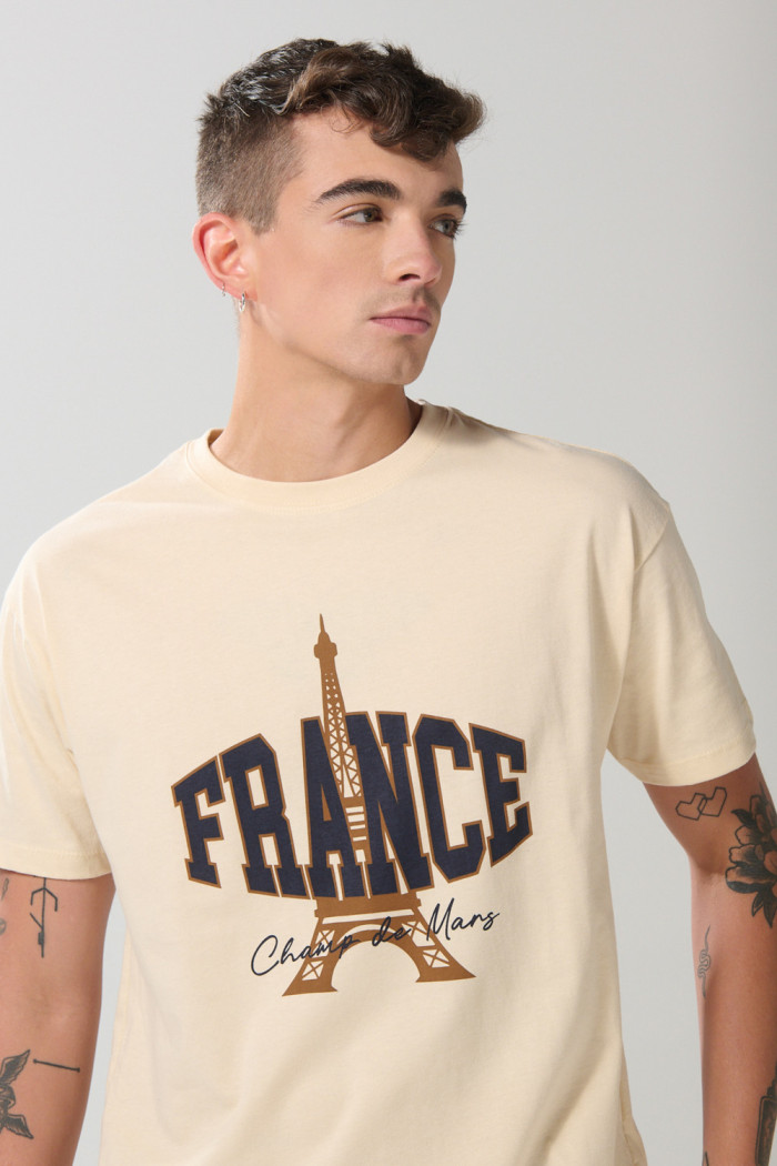 Camiseta cuello redondo kaki con arte college delantero