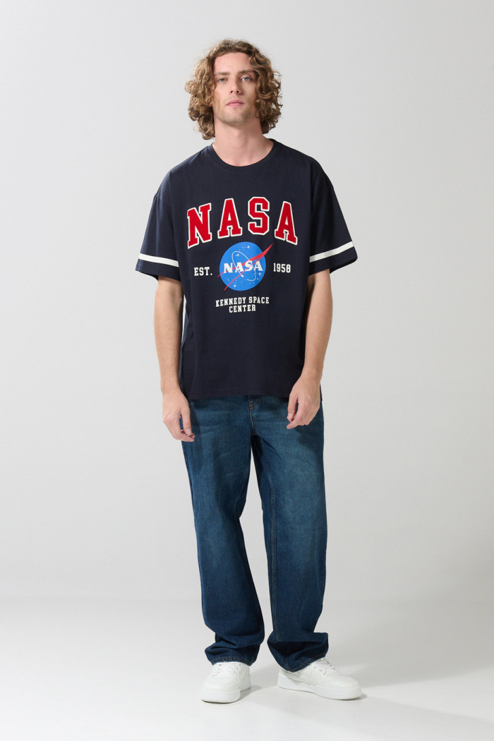 Camiseta azul intensa de NASA oversize manga corta