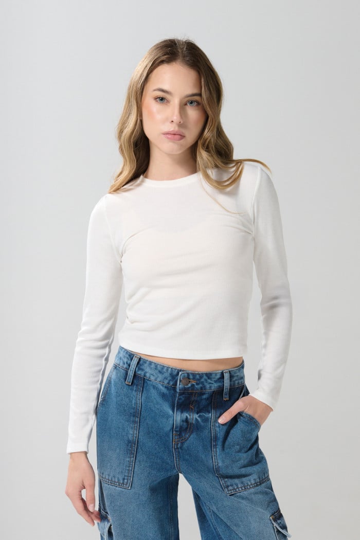 Camiseta manga larga unicolor en tela acanalada