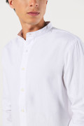 Camisa manga larga unicolor en algodón con cuello nerú