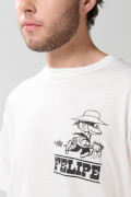 Camiseta crema manga corta con diseño de Mafalda