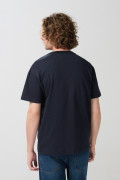 Camiseta manga corta azul intensa con diseño de Superman
