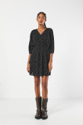 Vestido corto negro con escote cruzado y puntos estampados