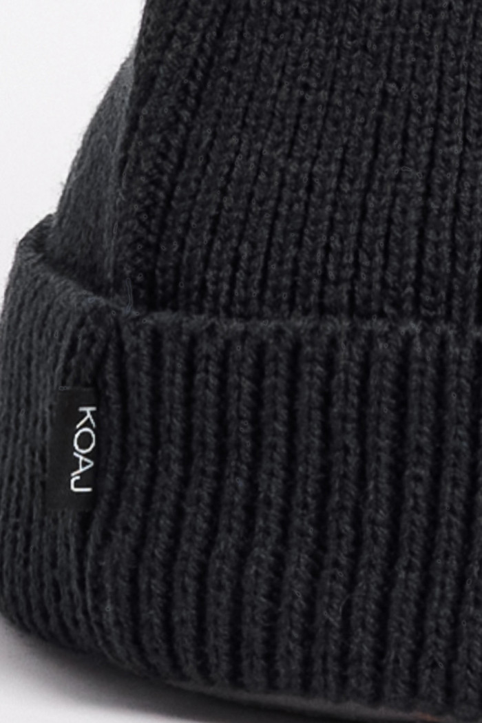 Gorro tejido azul oscuro con bordado de Harry Potter