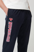 Pantalón jogger azul intenso con diseño de Superman