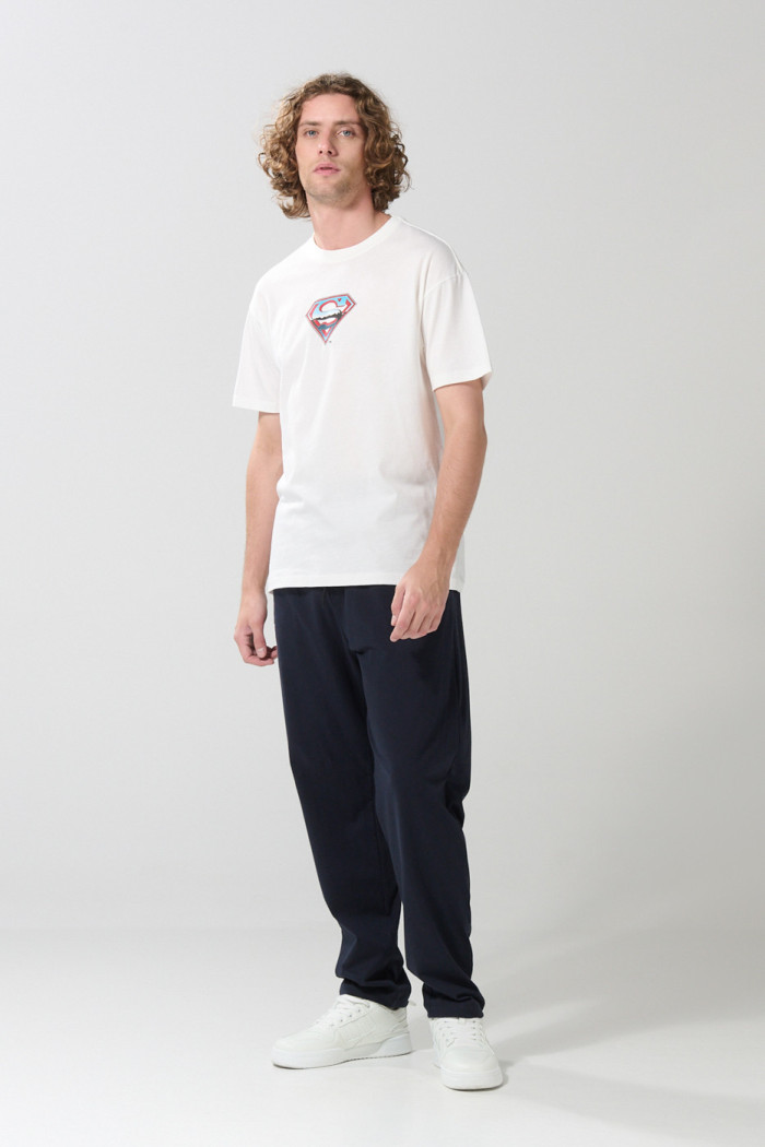Camiseta oversize crema manga corta de Superman