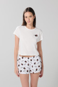 Short tiro medio crema claro con estampado de Mafalda