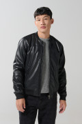Chaqueta bomber negra con efecto de piel y bolsillos