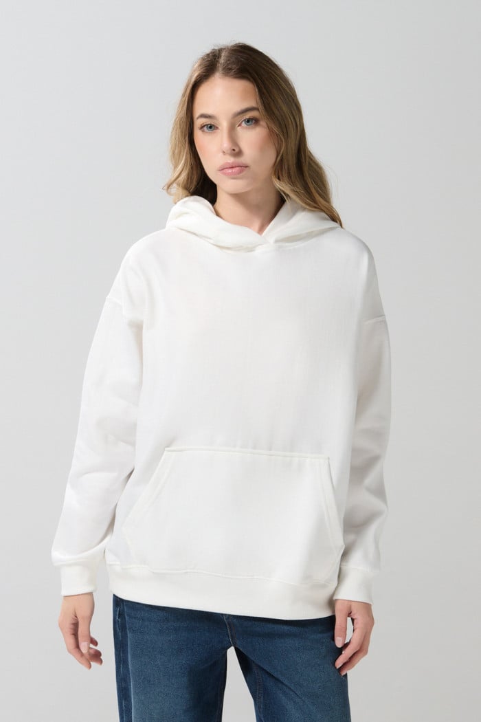 Buzo oversize unicolor con capota y bolsillo delantero