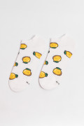 Medias tobilleras cremas con diseños de frutas
