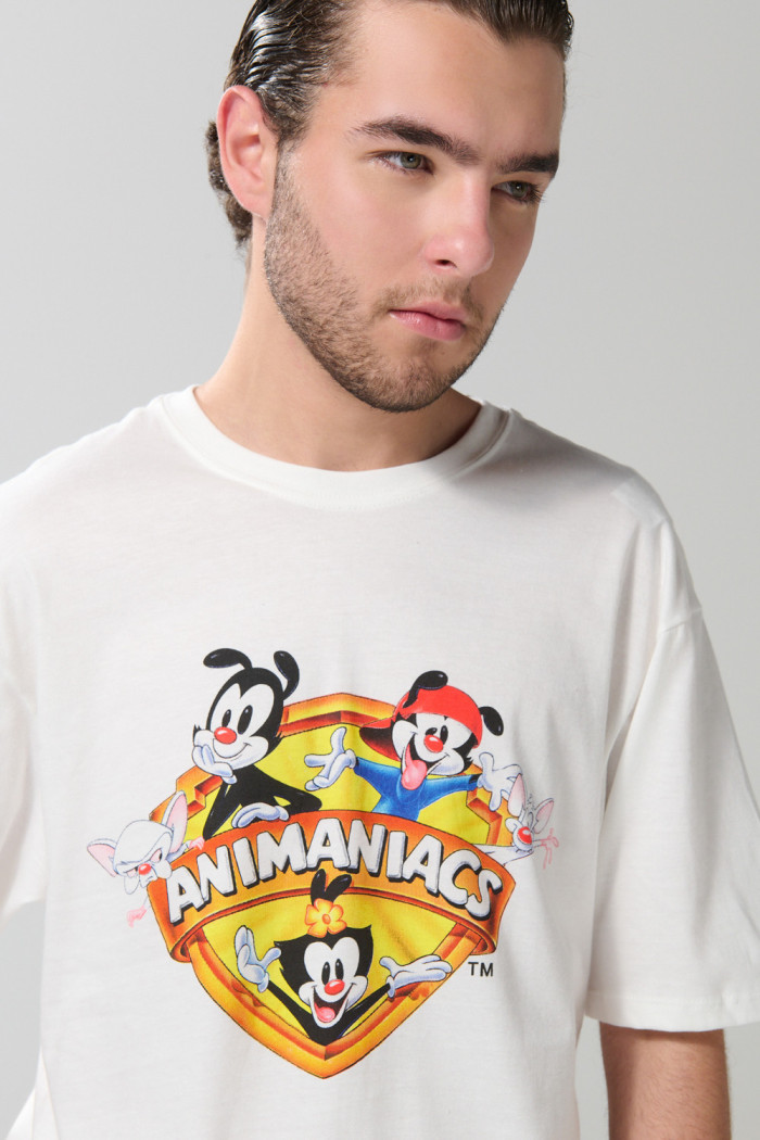 Camiseta manga corta crema con arte de Animaniacs