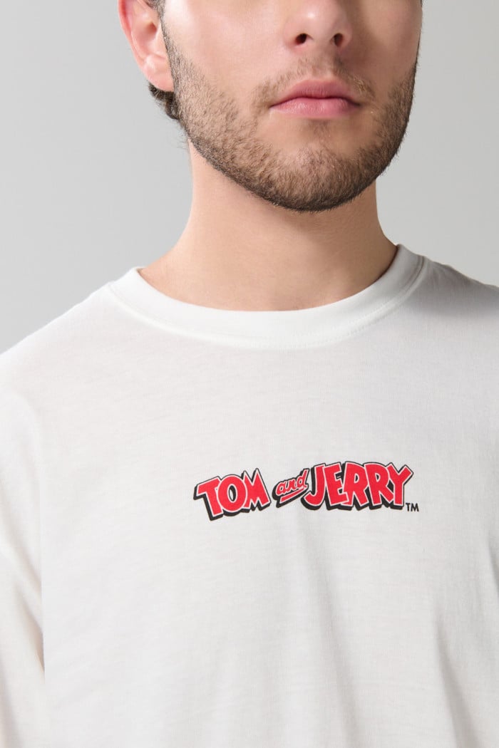 Camiseta de Tom y Jerry crema con cuello redondo