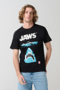 Camiseta manga corta negra con arte de Tiburón

