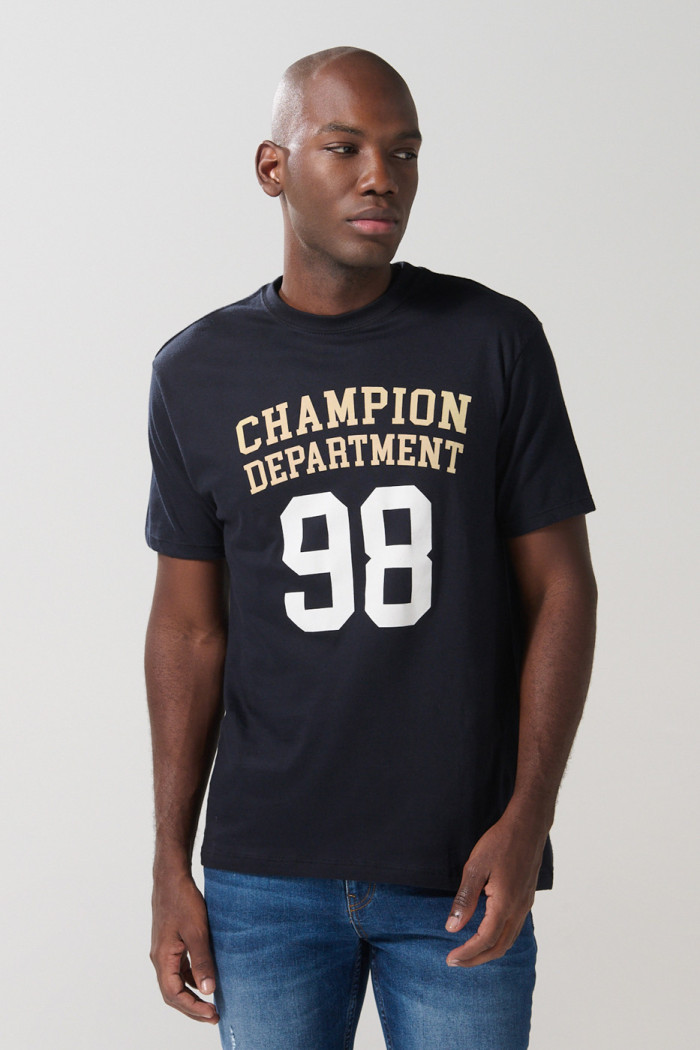 Camiseta college azul intensa con cuello redondo