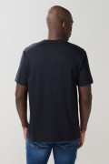 Camiseta college azul intensa con cuello redondo