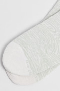 Medias cremas claras tobilleras con artes de animal print