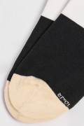 Medias tobilleras cremas con bloques en contraste