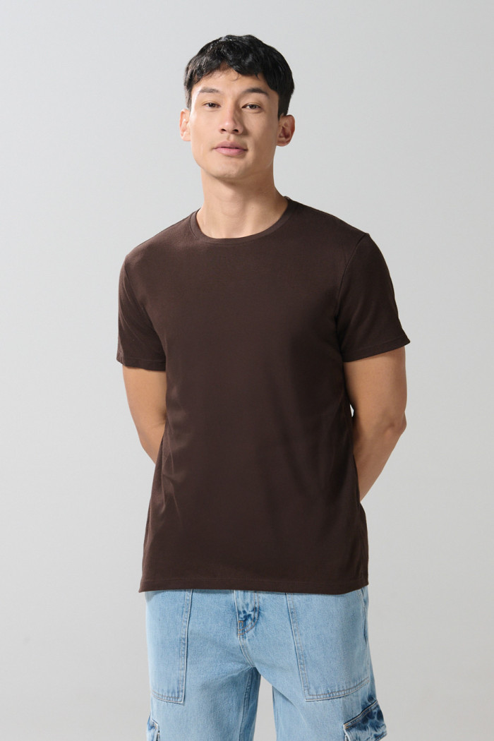 Camiseta en algodón unicolor ajustada con cuello redondo