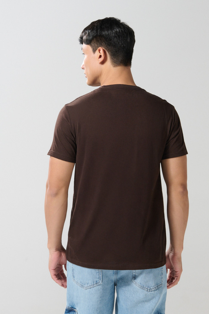 Camiseta en algodón unicolor ajustada con cuello redondo