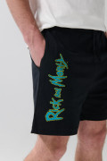 Bermuda negra con diseño de Rick and Morty y bolsillos