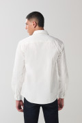 Camisa en algodón unicolor cuello sport collar con bolsillo