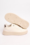 Tenis cremas casuales con diseño animal print posterior