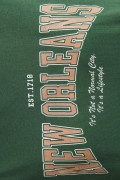 Camiseta unicolor cuello redondo y texto college