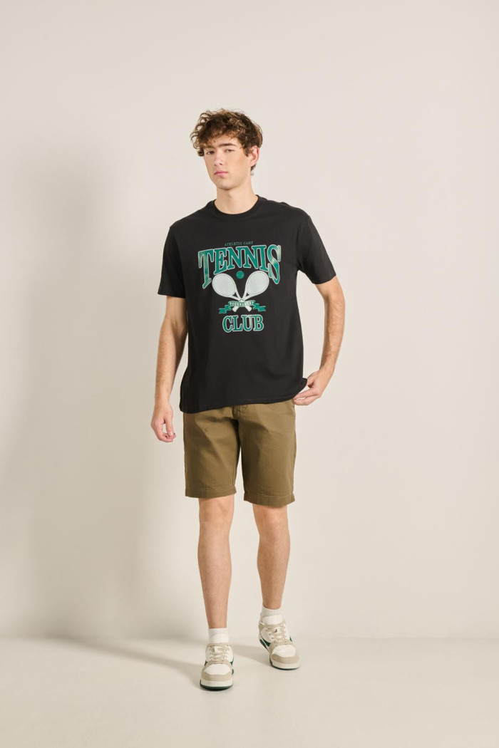 Camiseta unicolor oversize con diseño college de tenis
