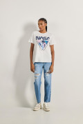 Camiseta crop top unicolor con diseño de NASA en frente