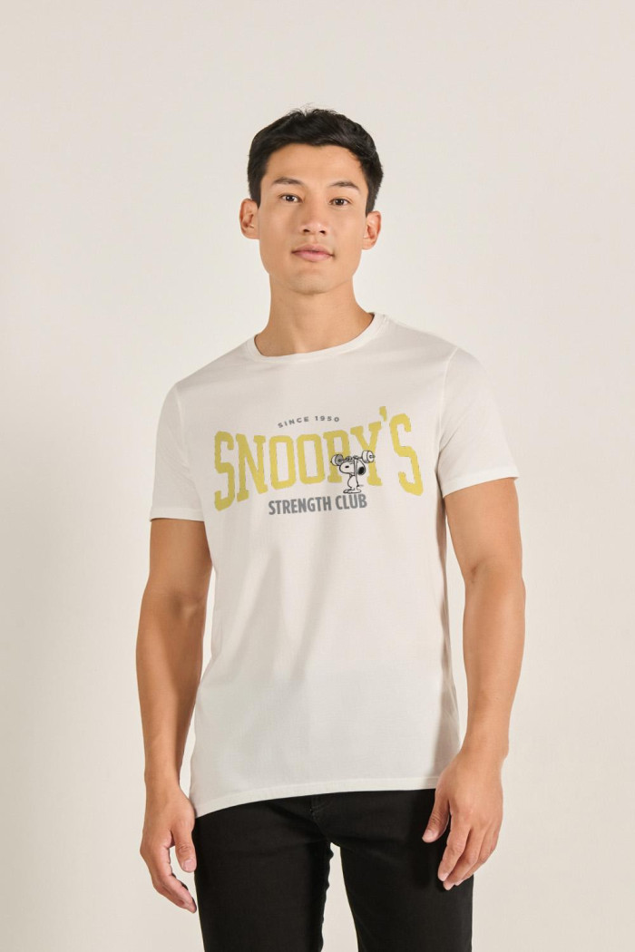 Camiseta manga corta unicolor con arte deportivo de Snoopy