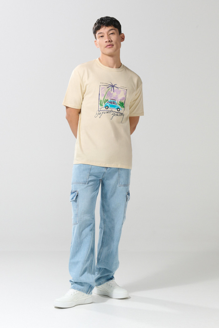 Camiseta manga corta unicolor con diseño de playa