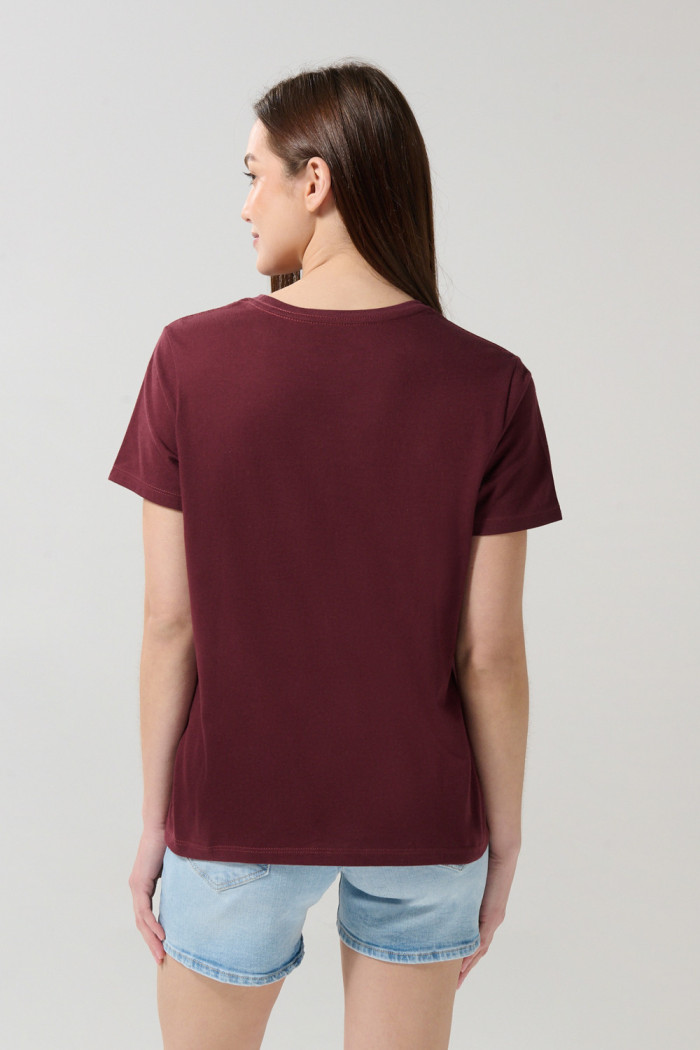 Camiseta en algodón unicolor college con manga corta