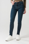 Jean tiro alto azul oscuro push up con realce posterior