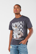 Camiseta de NASA gris intensa con cuello redondo
