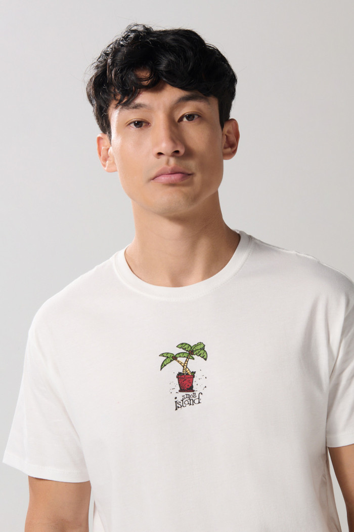 Camiseta manga corta crema con diseño de playa